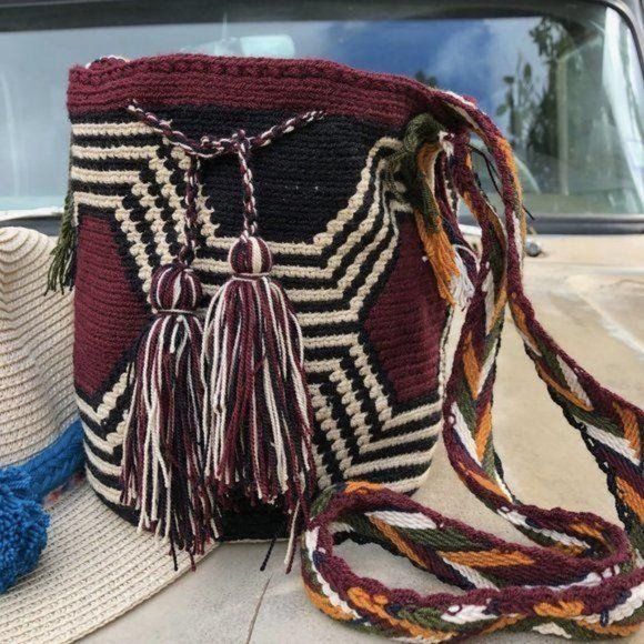 Colombia Wayuu Bucket Bag Drawstring Handmade Knit - Picture 3 of 8